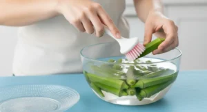 Washing fresh okra pods for Moroccan okra recipe